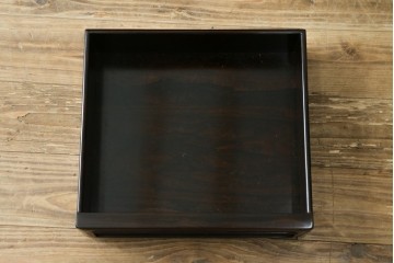 中古　美品　最高級　国産職人手作り　林光琳作　黒檀(コクタン)材　漆塗り　蒔絵入りの格調高い飾り棚　定価約240万円　(R-087703)