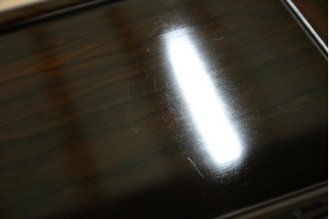 中古　美品　最高級　国産職人手作り　林光琳作　黒檀(コクタン)材　漆塗り　蒔絵入りの格調高い飾り棚　定価約240万円　(R-087703)