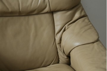 中古　美品　EKORNES(エコーネス)　本革　ストレスレス レノ クラシック(S)　包み込むような座り心地のリクライニングチェアとオットマンのセット　定価約45万円　(R-087714)