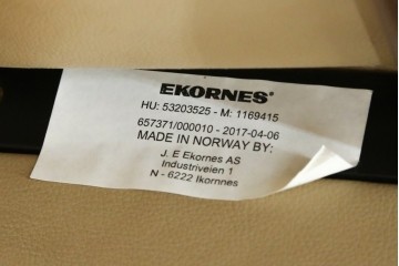 中古　美品　EKORNES(エコーネス)　本革　ストレスレス レノ クラシック(S)　包み込むような座り心地のリクライニングチェアとオットマンのセット　定価約45万円　(R-087714)