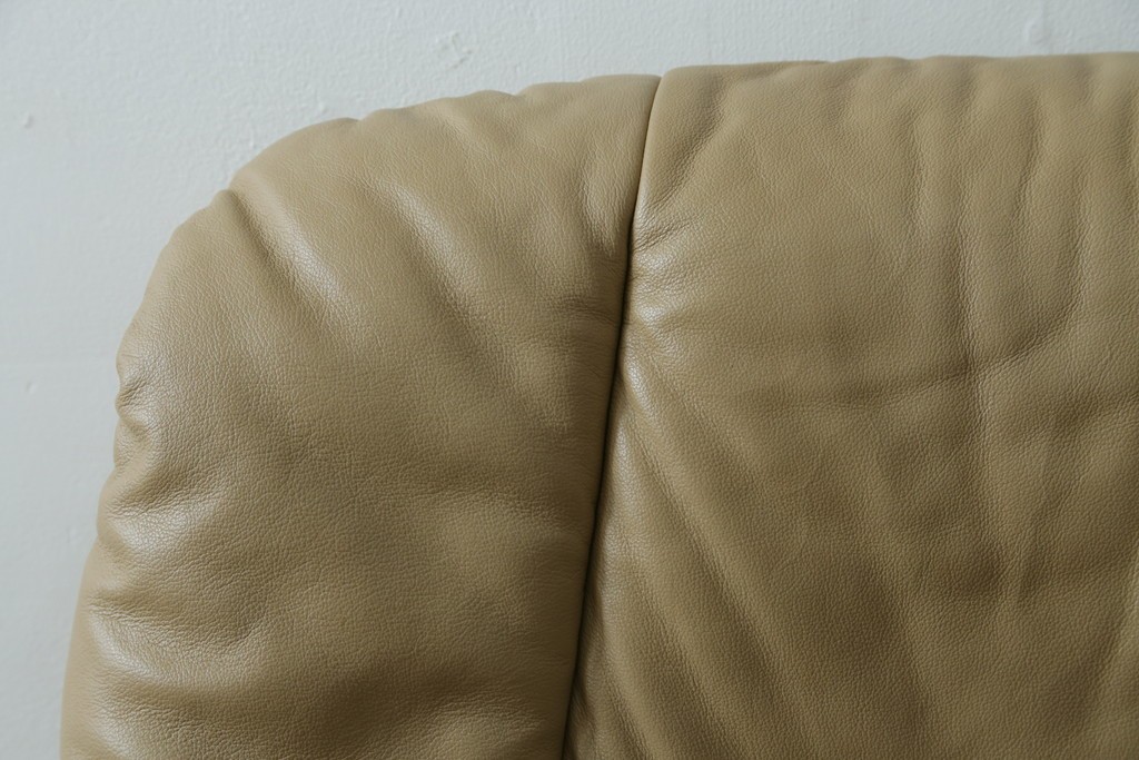 中古　美品　EKORNES(エコーネス)　本革　ストレスレス レノ クラシック(S)　包み込むような座り心地のリクライニングチェアとオットマンのセット　定価約45万円　(R-087714)