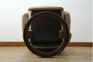 中古　美品　EKORNES(エコーネス)　本革　ストレスレス レノ クラシック(S)　包み込むような座り心地のリクライニングチェアとオットマンのセット　定価約45万円　(R-087714)
