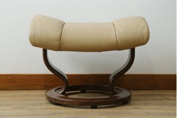 中古　美品　EKORNES(エコーネス)　本革　ストレスレス レノ クラシック(S)　包み込むような座り心地のリクライニングチェアとオットマンのセット　定価約45万円　(R-087714)