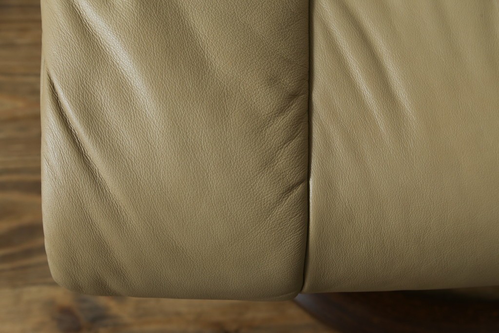 中古　美品　EKORNES(エコーネス)　本革　ストレスレス レノ クラシック(S)　包み込むような座り心地のリクライニングチェアとオットマンのセット　定価約45万円　(R-087714)