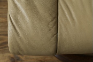 中古　美品　EKORNES(エコーネス)　本革　ストレスレス レノ クラシック(S)　包み込むような座り心地のリクライニングチェアとオットマンのセット　定価約45万円　(R-087714)