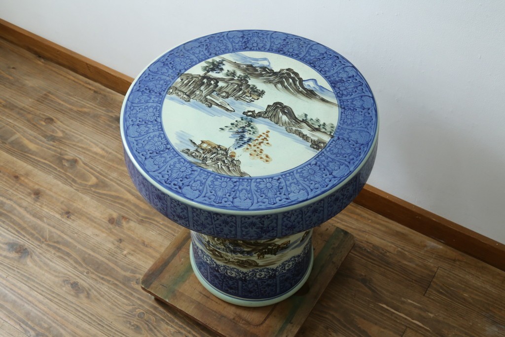 【簡易リペア限定品】　和製ヴィンテージ　たちばな焼　染付山水図が趣深いテーブルと椅子のセット　(R-087715)