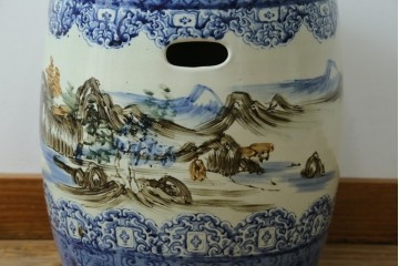 【簡易リペア限定品】　和製ヴィンテージ　たちばな焼　染付山水図が趣深いテーブルと椅子のセット　(R-087715)
