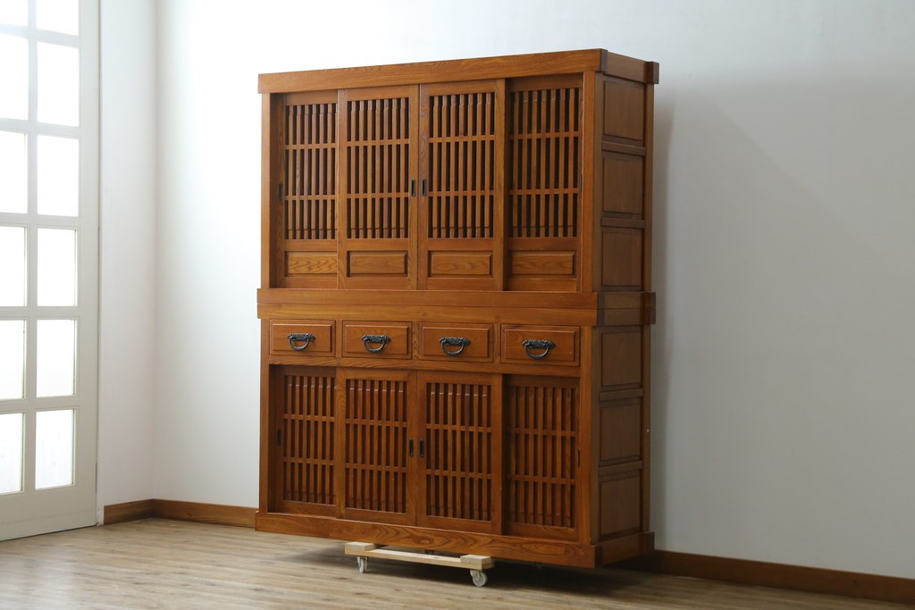 中古　欅(ケヤキ)材　木目が美しい水屋箪笥　(R-087718)
