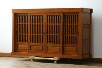 中古　欅(ケヤキ)材　格子戸が美しい水屋箪笥サイドボード　(R-087719)