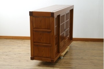 中古　欅(ケヤキ)材　格子戸が美しい水屋箪笥サイドボード　(R-087719)