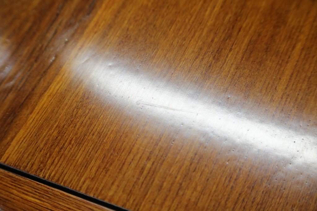中古　欅(ケヤキ)材　格子戸が印象的な水屋箪笥サイドボード　(R-087720)