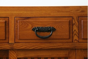 中古　欅(ケヤキ)材　格子戸が印象的な水屋箪笥サイドボード　(R-087720)