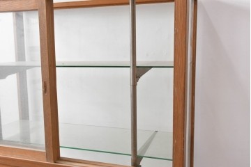 和製ヴィンテージ　引き出し付き　昭和レトロな木枠の縦型ガラスケース　(R-087722)
