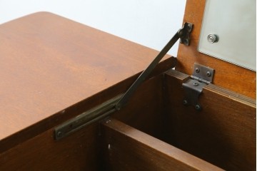 中古　DREXEL HERITAGE(ドレクセルヘリテイジ)　Touraine(ツーレイン)シリーズ　優美な曲線が魅力のドレッサー　(R-087726)