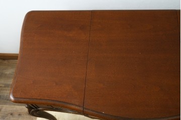 中古　DREXEL HERITAGE(ドレクセルヘリテイジ)　Touraine(ツーレイン)シリーズ　優美な曲線が魅力のドレッサー　(R-087726)
