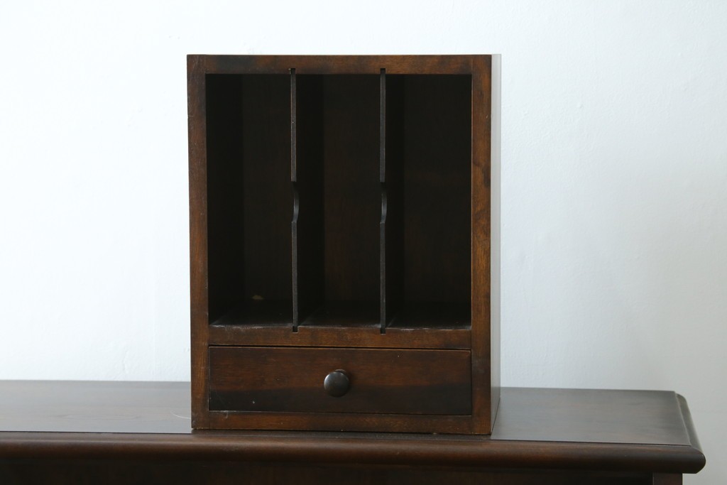 中古　希少な廃番品　蝦夷民藝(蝦夷民芸家具)　取り外せる小引き出し付きライティングビューロー(R-087731)