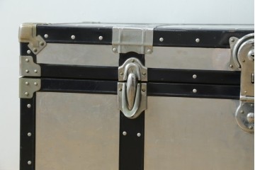 和製ヴィンテージ　金具使いが目を引く舟トランク　(R-087732)