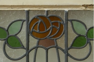 イギリスアンティーク　草花模様が愛らしいステンドグラスパネル　(R-087738)