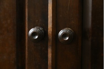 和製ヴィンテージ　北海道民芸家具　重厚感のあるサイドキャビネット　(R-087741)