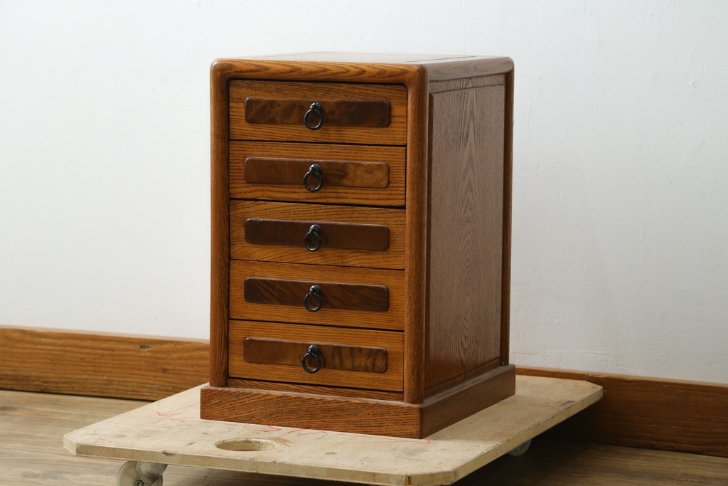 中古　美品　ニレ無垢材　木目が美しい小引き出し　(R-087742)