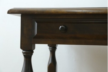 和製ヴィンテージ　国産　職人手作り品　民芸デザインの片袖机　(R-087745)