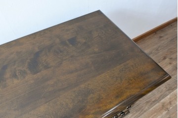 和製ヴィンテージ　国産　職人手作り品　民芸デザインの片袖机　(R-087745)