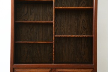 中古　美品　松本伝統指物工芸家具　欅(ケヤキ)材　漆塗り　格子戸が趣深い書棚　(R-087746)