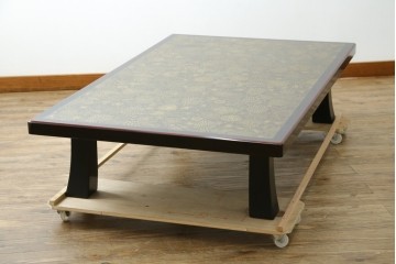 中古　美品　輪島塗　菊花尽くしの金蒔絵が見事な座卓　定価約170万円　(R-087748)