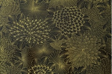 中古　美品　輪島塗　菊花尽くしの金蒔絵が見事な座卓　定価約170万円　(R-087748)