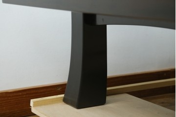 中古　美品　輪島塗　菊花尽くしの金蒔絵が見事な座卓　定価約170万円　(R-087748)