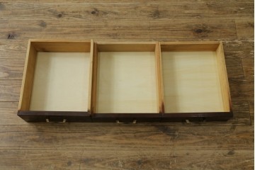 和製ビンテージ　落ち着いた色味が空間に馴染む収納力のあるローボード　(R-087753)