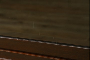 和製ビンテージ　落ち着いた色味が空間に馴染む収納力のあるローボード　(R-087753)