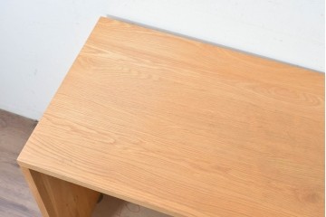 中古　希少な廃番品　無印良品(MUJI)　オーク無垢材　すっきりとしたデザインのデスク　(R-087754)