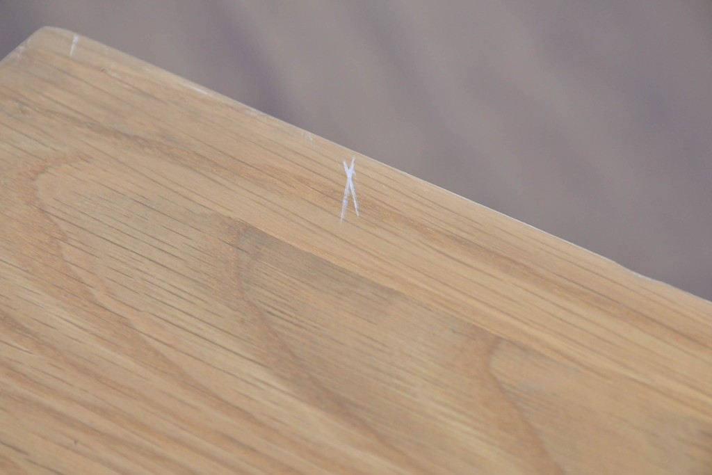 中古　希少な廃番品　無印良品(MUJI)　オーク無垢材　すっきりとしたデザインのデスク　(R-087754)