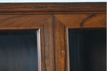 和製ヴィンテージ　ローズウッド材　木目の美しいキャビネット　(R-087756)