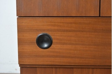 和製ヴィンテージ　希少デザイン　チーク材　丸い引き手が印象的なワードローブ　(R-087760)
