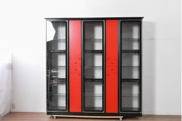 中古　美品　高級品!!　モリシゲ(MORISHIGE/森繁)　マリーナ　目の覚めるような赤と黒の配色が魅力の照明付き特大キャビネット　定価200万円以上　※搬入時に分解可能　(R-087762)