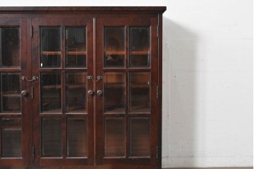 《台輪取り付け加工費込み》　中古　北海道民芸家具　格子ガラス扉のキャビネット　(R-087765)