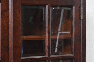 《台輪取り付け加工費込み》　中古　北海道民芸家具　格子ガラス扉のキャビネット　(R-087765)