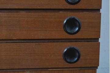 和製ヴィンテージ　希少デザイン　チーク材　丸鏡が印象的なミラー扉付きチェスト　(R-087767)