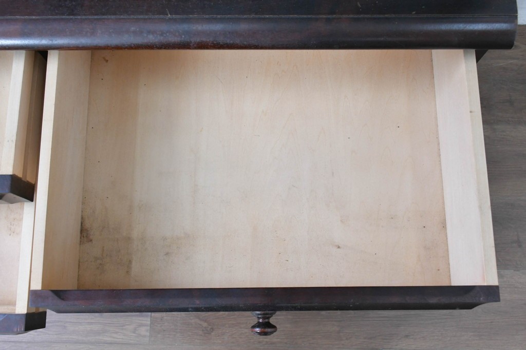 中古　北海道民芸家具　OM168特注品　カバ材　重厚な雰囲気の収納棚　(R-087768)