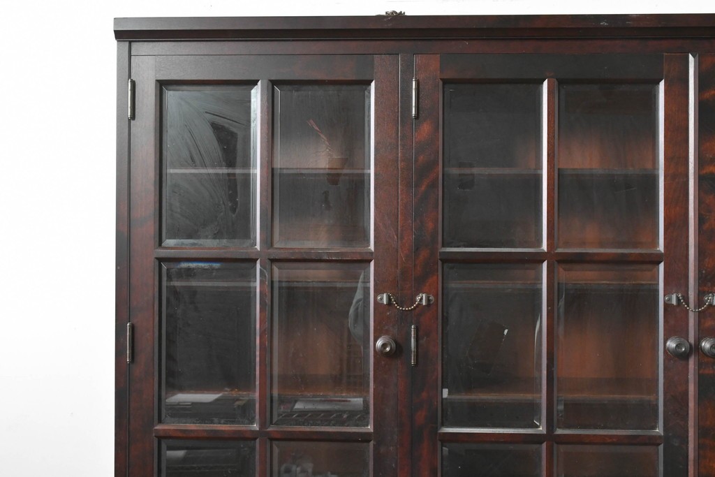 中古　北海道民芸家具　OM168特注品　カバ材　重厚な雰囲気の収納棚　(R-087768)