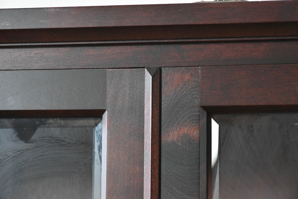 中古　北海道民芸家具　OM168特注品　カバ材　重厚な雰囲気の収納棚　(R-087768)