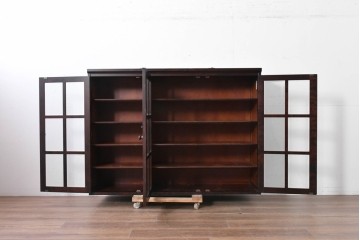 《台輪取り付け加工費込み》中古　北海道民芸家具　カバ材　格子ガラス扉のキャビネット　(R-087769)