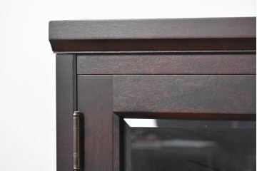 《台輪取り付け加工費込み》中古　北海道民芸家具　カバ材　格子ガラス扉のキャビネット　(R-087769)