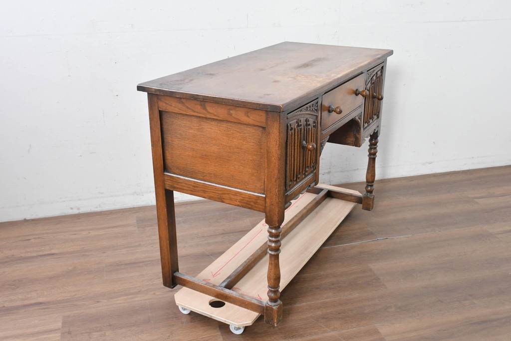 イギリスヴィンテージ　オーク材　リネンフォールドの伝統模様が施されたデスク　(R-087773)