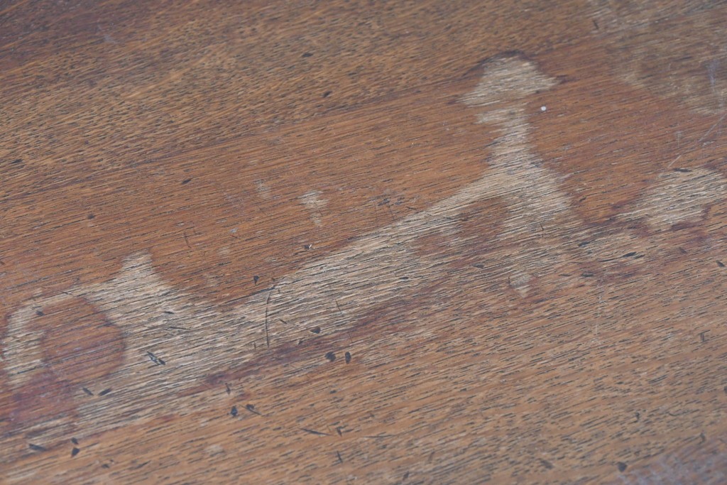 イギリスヴィンテージ　オーク材　リネンフォールドの伝統模様が施されたデスク　(R-087773)