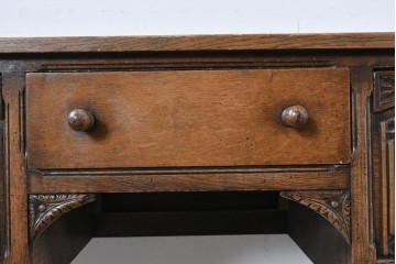 イギリスヴィンテージ　オーク材　リネンフォールドの伝統模様が施されたデスク　(R-087773)