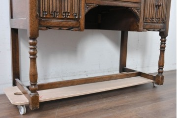 イギリスヴィンテージ　オーク材　リネンフォールドの伝統模様が施されたデスク　(R-087773)