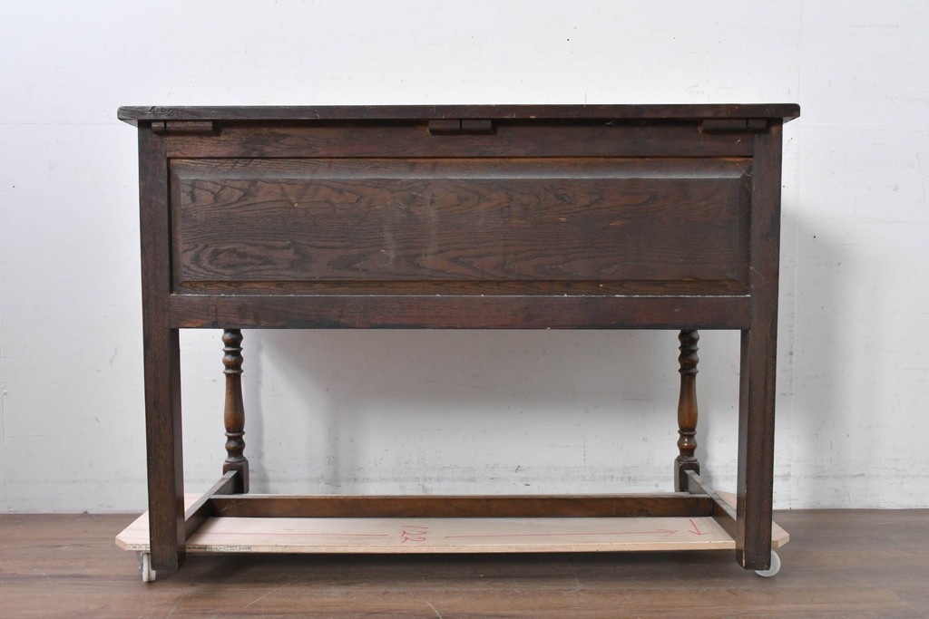 イギリスヴィンテージ　オーク材　リネンフォールドの伝統模様が施されたデスク　(R-087773)